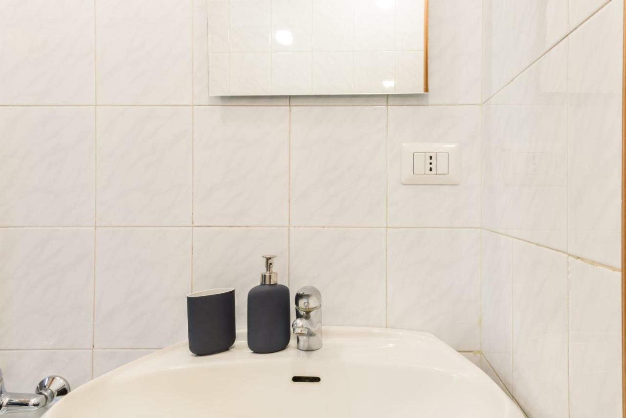 Casa Tibaldi Apartment Milan Bagian luar foto