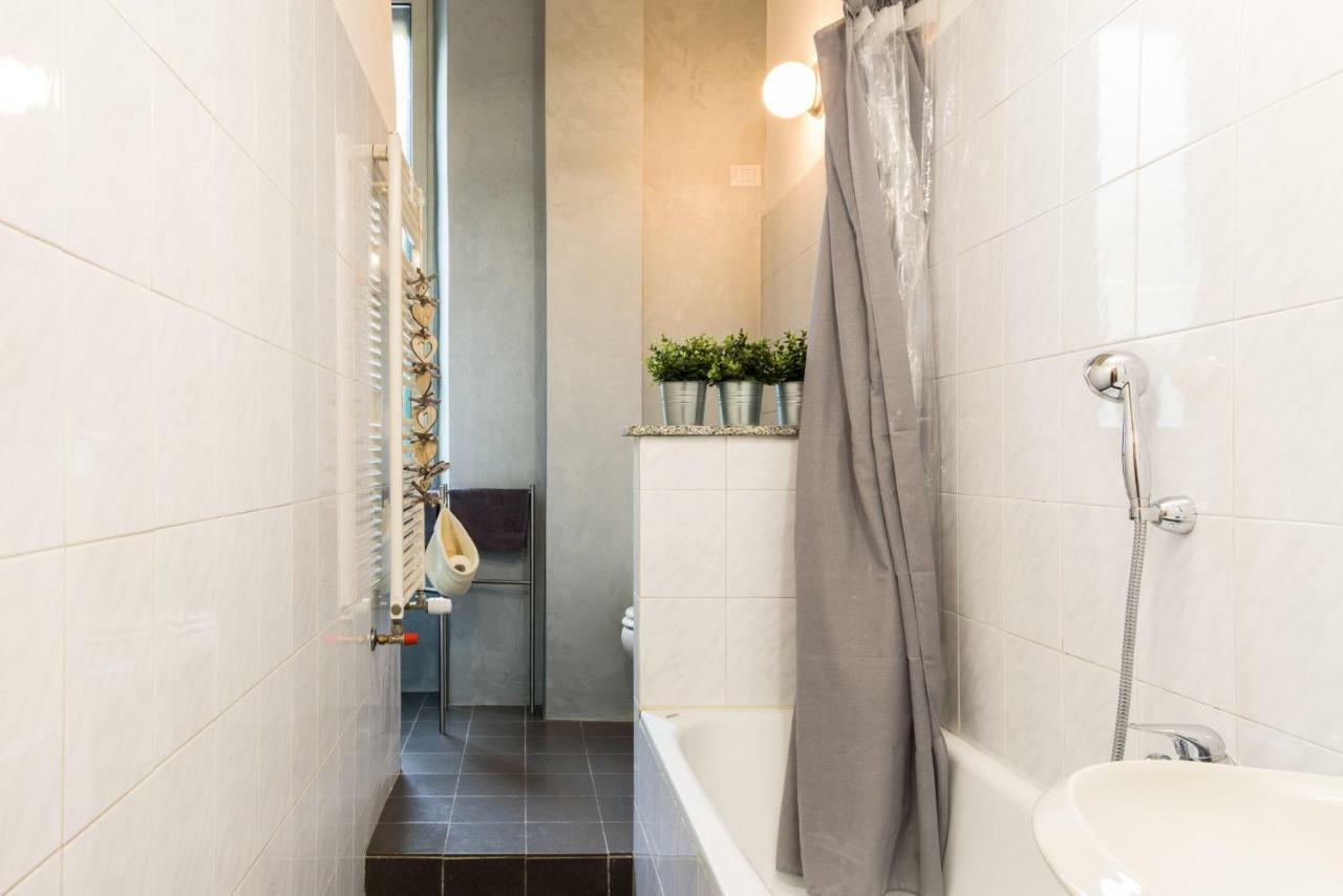 Casa Tibaldi Apartment Milan Bagian luar foto