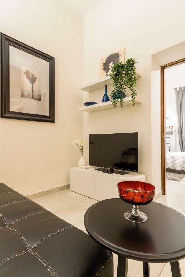 Casa Tibaldi Apartment Milan Bagian luar foto